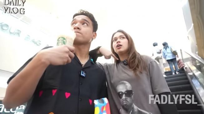 Fadly Faisal Beri Hadiah Ini pada Rebecca Klopper di Momen Anniversary Hubungan Mereka