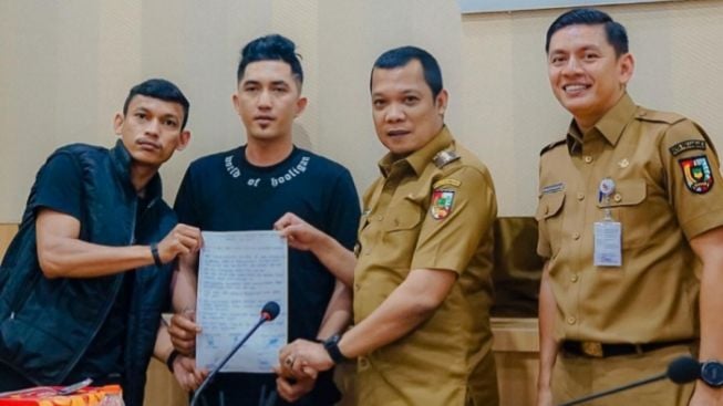 Pemko Pekanbaru Rapat dengan Aliansi Suporter PSPS Riau Akibat Pemindahan Saham Klub