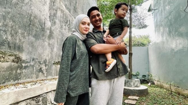 CEK FAKTA: Arya Saloka bakal Merayakan Hari Ulang Tahun Bareng Putri Anne dan Buah Hatinya?