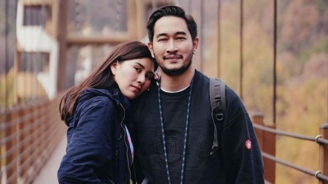 Diterpa Isu Selingkuh, Syahnaz Blak-blakan Ungkap Kedekatan Jeje Govinda dengan Perempuan Cantik