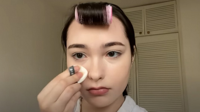 Lihat Cara Make up Ini, Cocok Buat Pemula, Bikin Perawatan Kecantikan Maksimal dan Tahan Lama