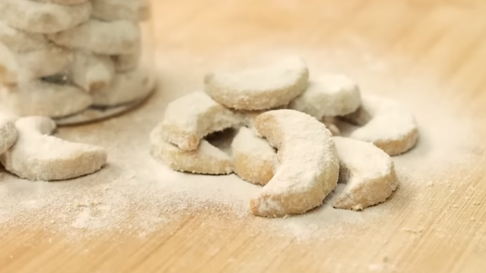 Kue Lebaran Tanpa Cetakan Cookies Putri Salju Premium Begini Cara Buatnya