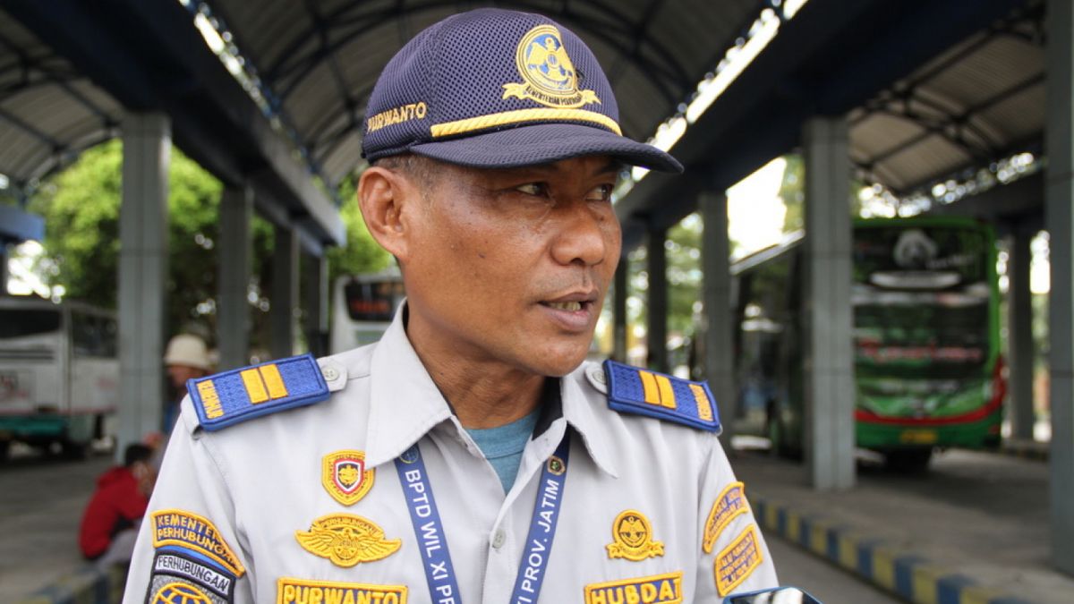 Purwanto, Koordinator lapangan terminal Seloaji [ponorogo.suara.com/dedy.s]