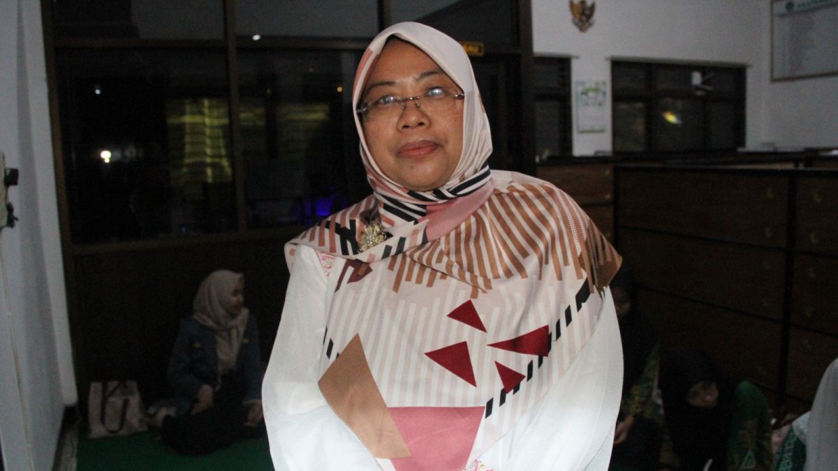 Direktur Akafarma Sunan Giri Ponorogo, Ulfa Nur Maa'idah [ponorogo.suara.com/dedy.s]