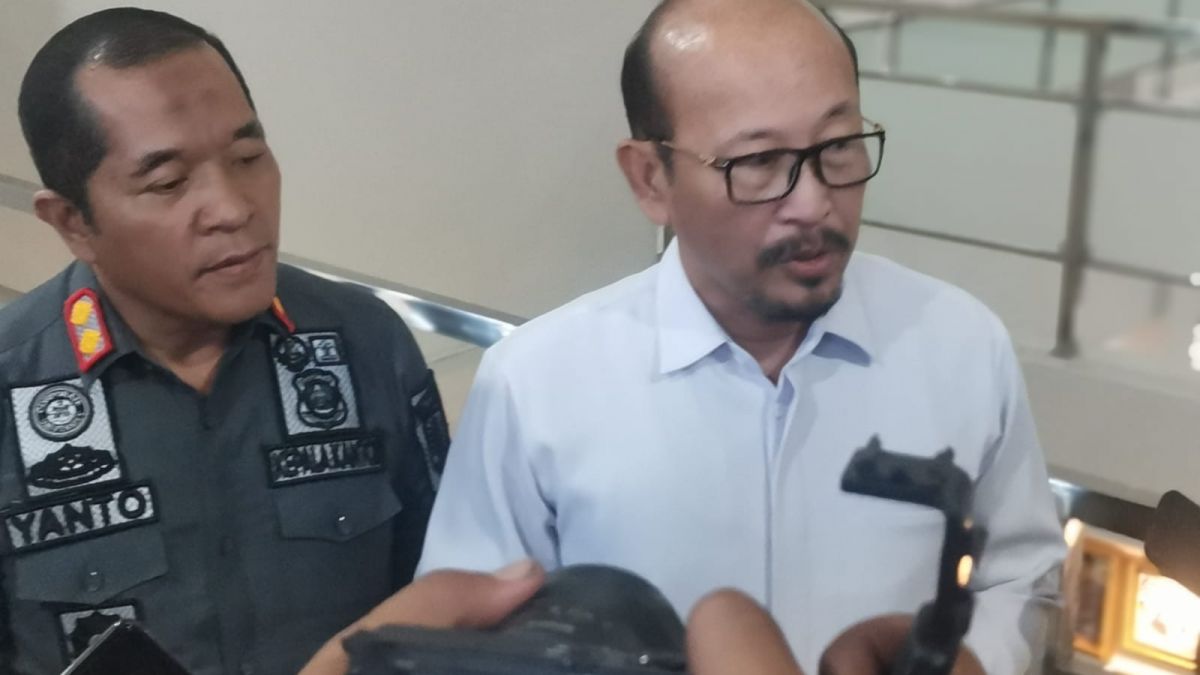 Kadiv Keimigrasian Kanwil Kemenkumham Jatim, Hendro Tri Prasetyo [(ponorogo.suara.com/dedy.s)]