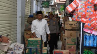 Bupati dan Kapolres Ponorogo Gelar Sidak Mendadak di Pasar, Terkait Kelangkaan Minyak Goreng Subsidi"