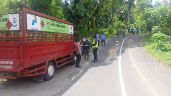 Ugal-ugalan Berujung Kematian: Pemuda Pacitan Meninggal Akibat Kecelakaan dengan Truk Elpiji di Jalan Raya.