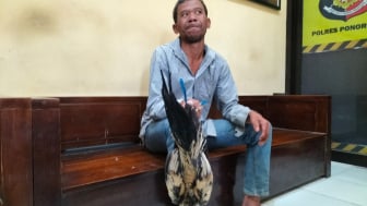 Tertangkap Basah, Maling Ayam di Ponorogo Babak-Belur Dihakimi Massa