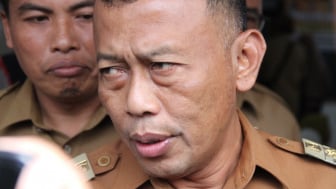 Kepala SMP 1 Ponorogo: Kontroversi Pengunduran Dirinya dalam Pendalaman