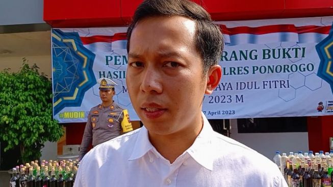 Polisi Ungkap Identitas Pelaku Pembunuh Penjual Kopi di Ponorogo, Ultimatum Diberikan untuk Menyerahkan Diri!