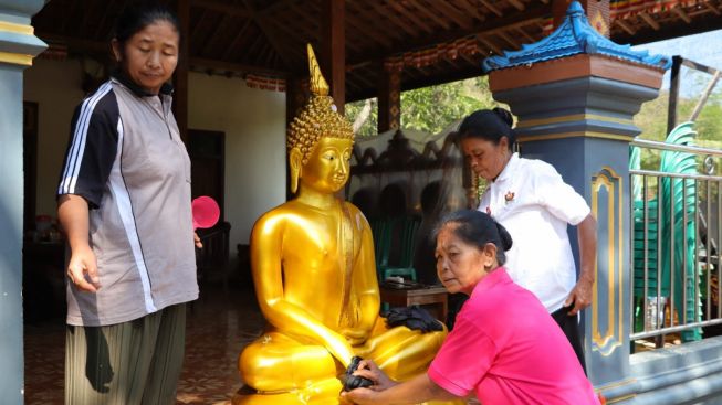 Momentum Keagungan Waisak: Toleransi dan Perdamaian Memesona di Kampung Buddha Ponorogo