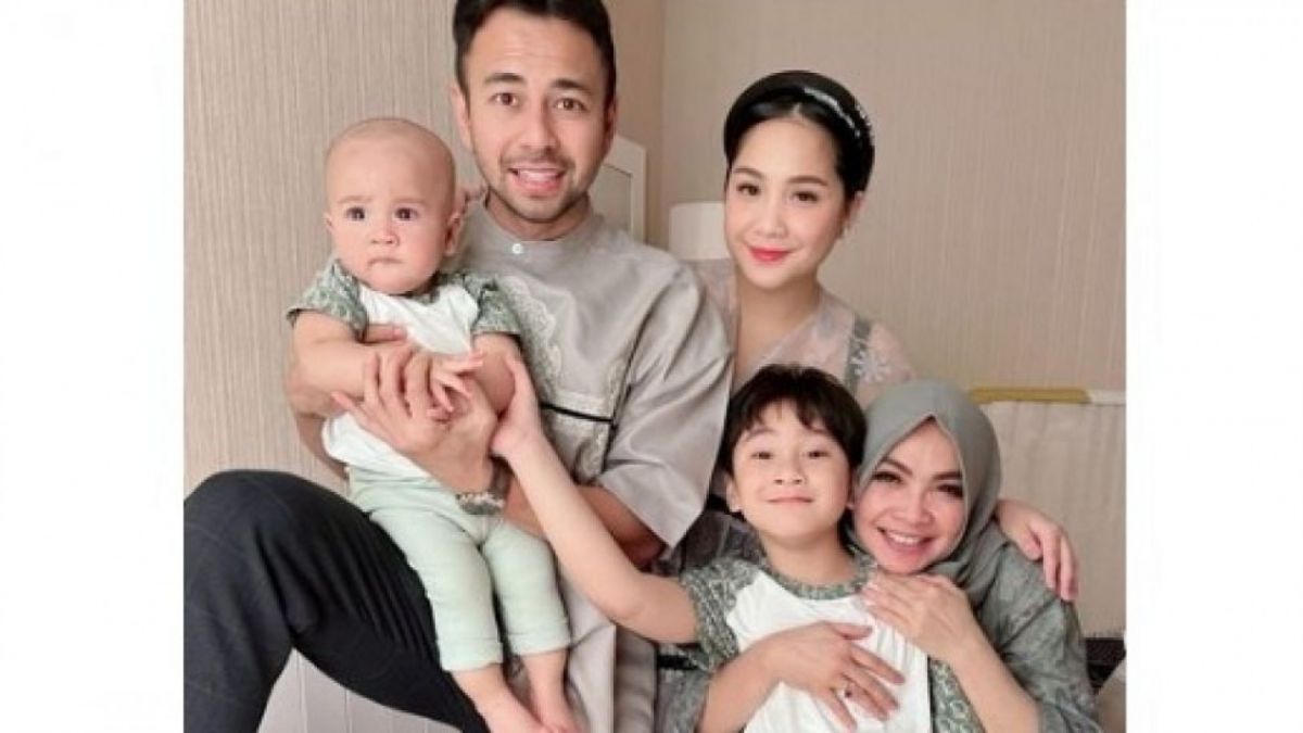 Keluarga Raffi Ahmad [Instagram/@rieta_amilia]