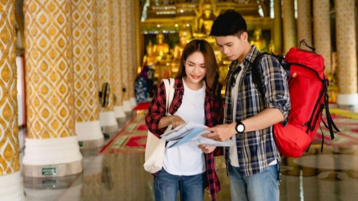 Ilustrasi traveling. (Freepik/jcomp)