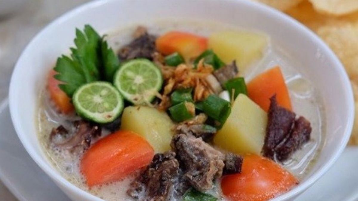 Soto Betawi. [(Instagram/susi.agung)]