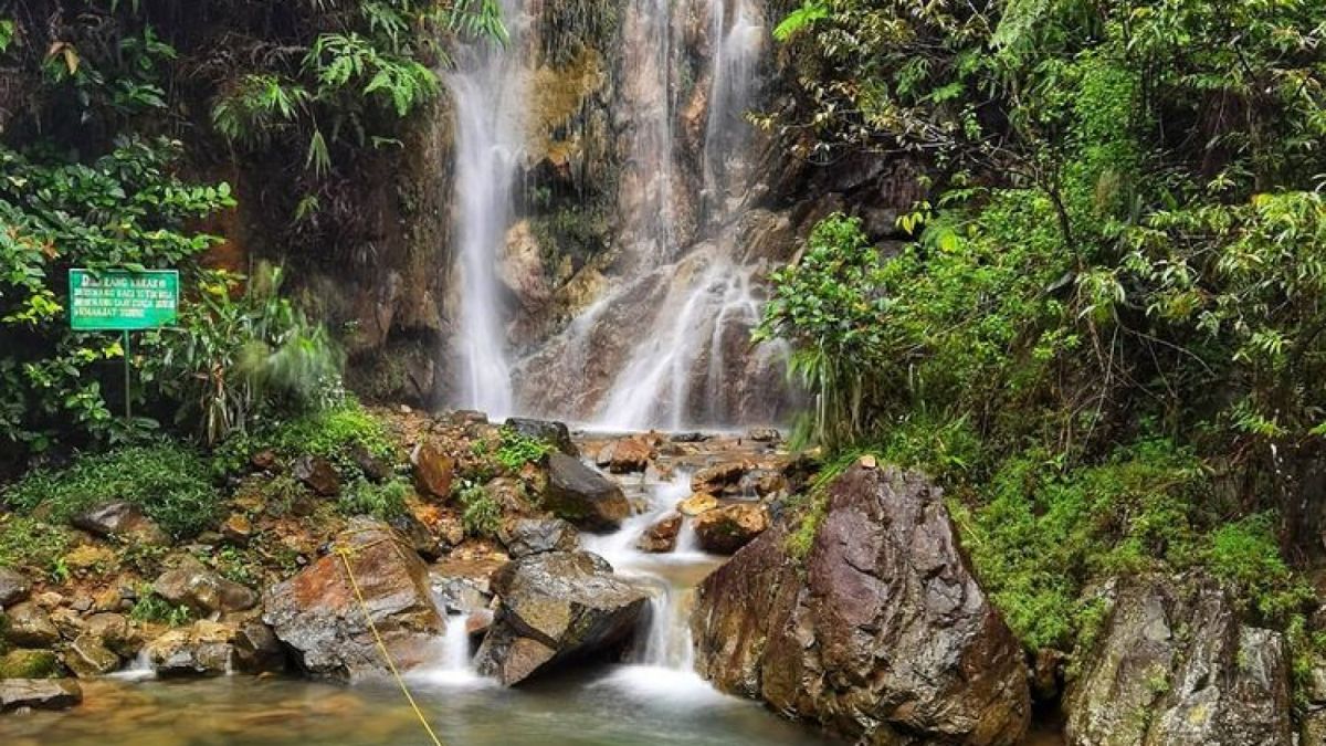 Curug Ciburial [Instagram/curugciburial]
