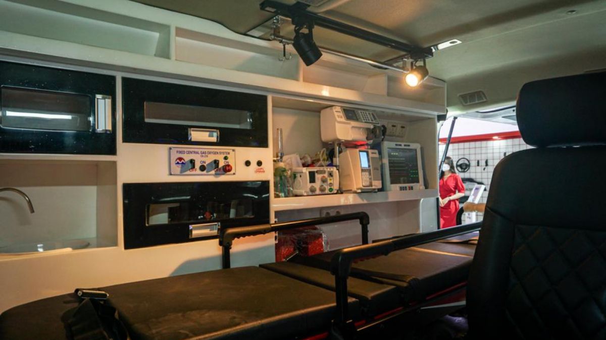 DFSK Gelora E Ambulans