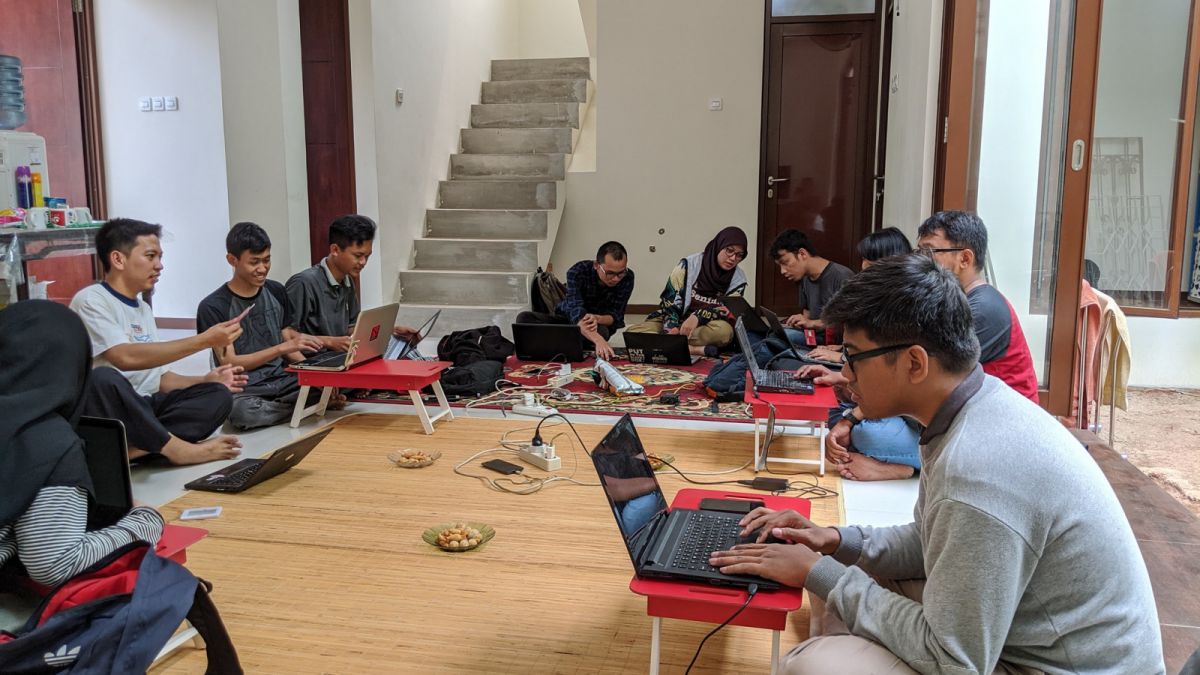Para pembelajar data sains di Yayasan Komunitas Open Sorce [Istimewa]