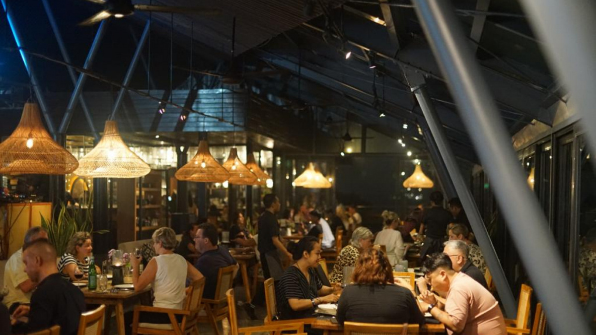 Moonlite Rooftop Anantara Seminyak Bali [Istimewa]