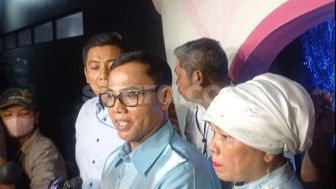 Istri Haji Faisal Menangis di Ulang Tahun Cucunya.