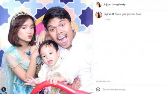 Thariq Halilintar Belikan Gala Sky Ipad, Begini Reaksi Fuji
