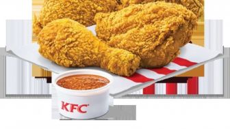 Bule Asal Australia Mencoba Menu Yang Ada di KFC Indonesia, Begini Reaksinya !