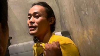 Gila! Tukang Parkir Intip Cewek di Toilet, Ditangkap Malah Raba Dada Korban