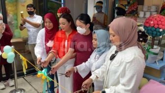 Menggandeng Sang Kakak, Amanda Manopo Buka Bisnis Kuliner Unik