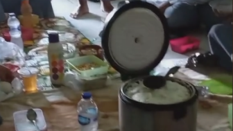 Kocak! Jam Istirahat di Kelas Ini Berubah jadi Kelas Piknik