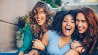 Meski Melajang, Berikut 5 Cara Perempuan Dapat Hidup Berbahagia