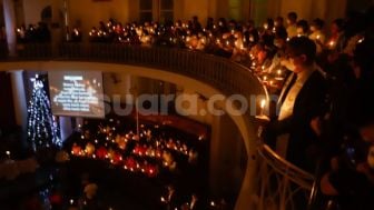 Ternyata Ini Alasan Kenapa Warna Hijau dan Merah Jadi Ciri Khas Hari Natal