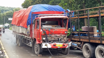 Ngeri! Pria Ini Rekam Detik-detik Kecelakaan di Alas Roban