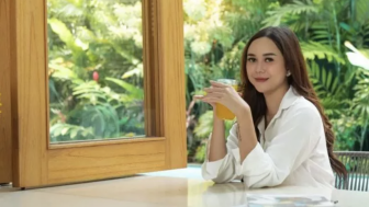 Aura Kasih Menghina Nagita Slavina? Inilah Kebenaran di Balik Video Viral yang Menghebohkan!