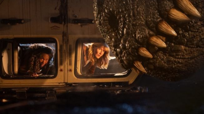 Beberapa Hari Puncaki Box Office, Film Jurassic World Dominion Kok Malah Dapat Ulasan Buruk Ya?