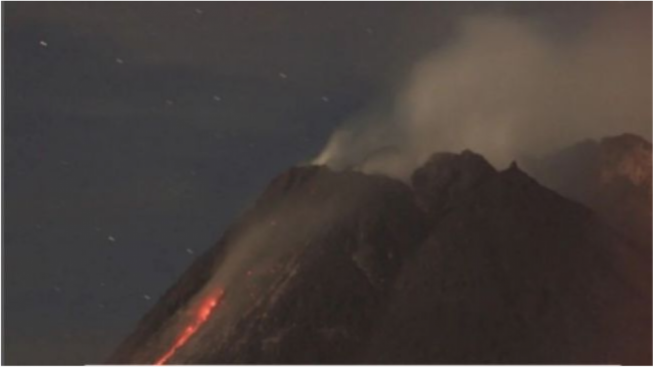 Gunung Merapi Kembali Mengeluarkan Guguran Lava Pijar