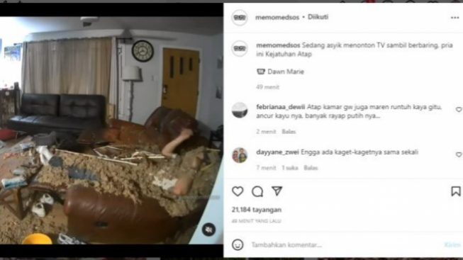 Asik Nonton Sambil Tiduran, Atap Rumah Pria ini Roboh