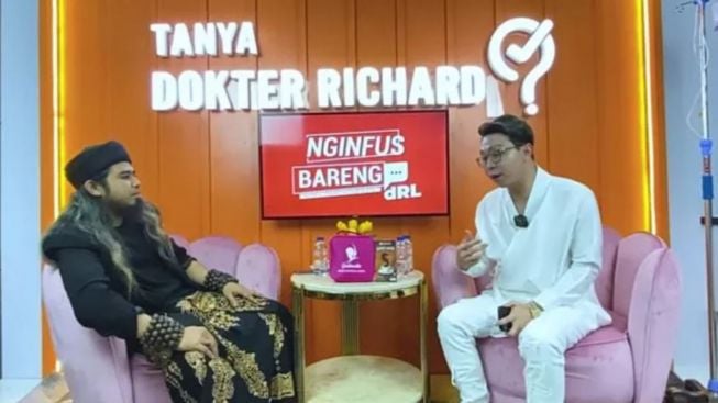 Loh! Diminta Unjuk Kesaktian, Gus Samsudin Malah Sebut dr. Richard Lee Tidak Beradab