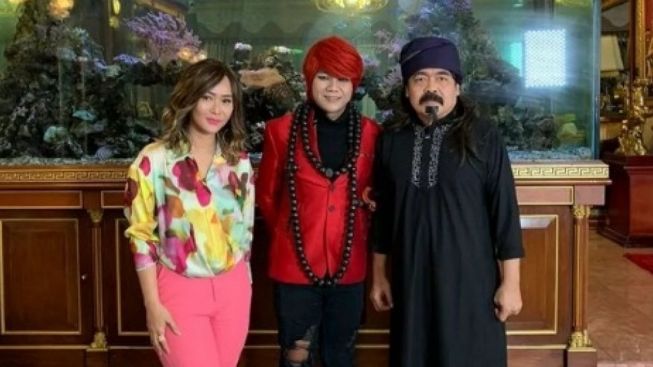Ngakak, Pesulap Merah Dipertemukan Gus Samsudin Jadi-jadian