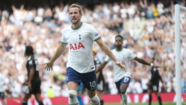 Tottenham Hotspur Bantai Leicester City, Son Cetak Hattrick!