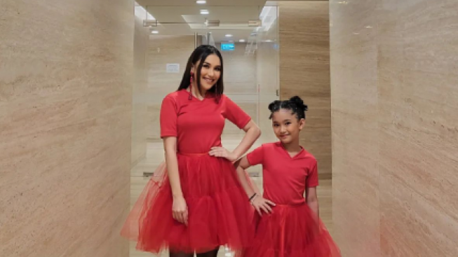 Kesemsem Dengan Kecantikan Anak Ayu Ting Ting, Inul Daratista Sudah Siapkan Tiga Karaoke Serta Berlian ke Bilqis