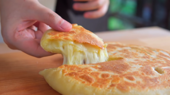 Resep Potato Cheese Bread yang Lagi Hits, Gak Perlu Pakai Oven!