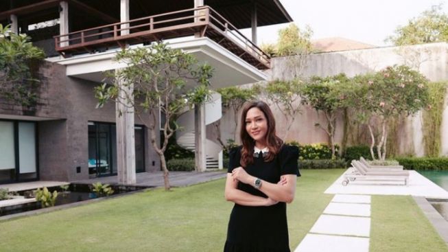 Lupakan Mulan Jameela dan Ahmad Dhani, Maia Estianty Ngaku Saat Ini Hidupnya Jauh Lebih Bahagia: Tangisan di Zaman Itu pada Akhirnya...
