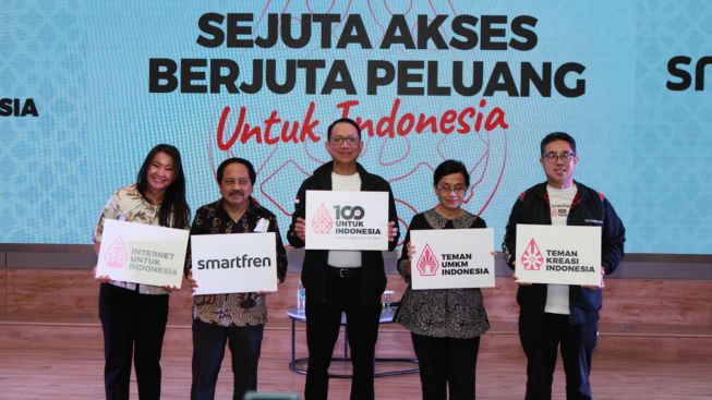 Bangkitkan Generasi Digital Indonesia, Smartfren Usung Gerakan 100% untuk Indonesia
