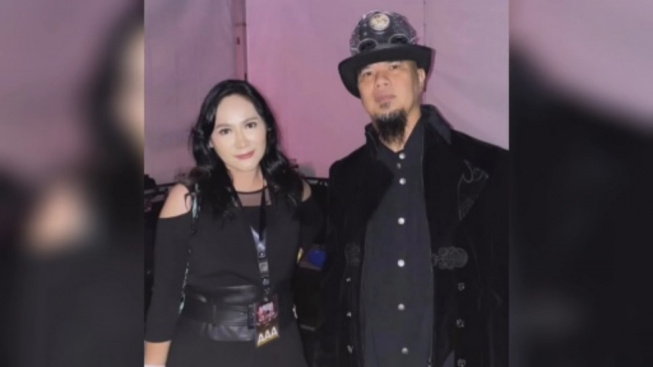 Wanita yang Pernah Menjambak Ahmad Dhani Ini Ngaku Pentolan Dewa 19 Itu Temperamen