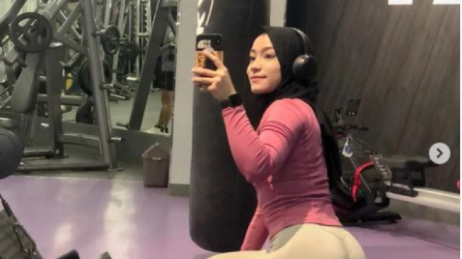 Sosok Wanita Ini Disebut-sebut "Kembaran" Oklin Fia, Warganet : Penerusnya Oklin Nih!