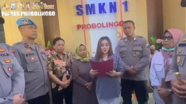 Nah Kan! Suami Luluk Tiktok Probolinggo Dipecat dari Kepolisian, Imbas Video Viral Marahi Anak Magang