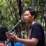 Suara Mirip Ari Lasso, Nyanyian Pedagang Mainan Ini Viral!! Netizen: Vokalis Dewa Ke-5...