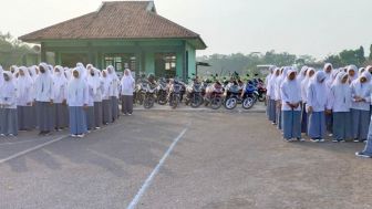 Polsek Binong Gelar Penyuluhan dan Himbauan Kepada Siswa MAN 2 Subang