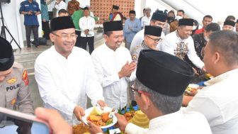 Wabup Sumedang Ajak Masyarakat Untuk Memakmurkan Masjid Al Kamil Jatigede