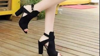 Mengenal Ragam Jenis Sepatu Hak Pump yang Dikenal Sebagai High Heels