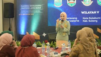 Atalia Minta Dekranasda Se-Jawa Barat Ciptakan Inovasi Produk Ekraf Unggulan